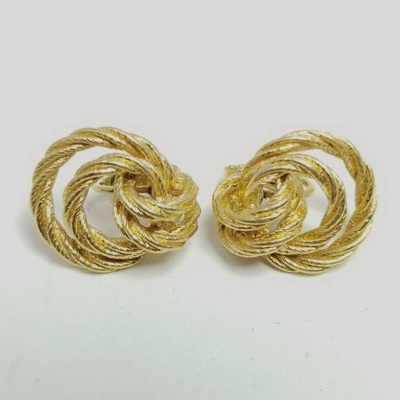 Vintage Avon Gold Tone Rope Twist Knot Design Clip On Earrings, Classic Retro - Picture 1 of 7